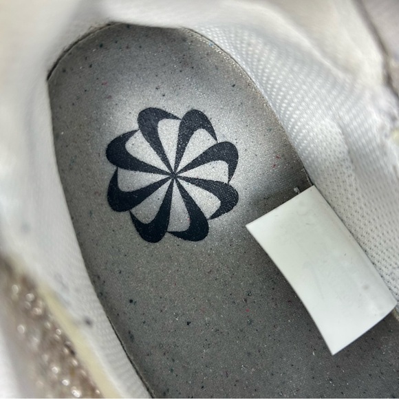 Nike Air VaporMax 2020 Flyknit Summit White Running Shoes CJ6741-100; Women’s 11 - Picture 14 of 16